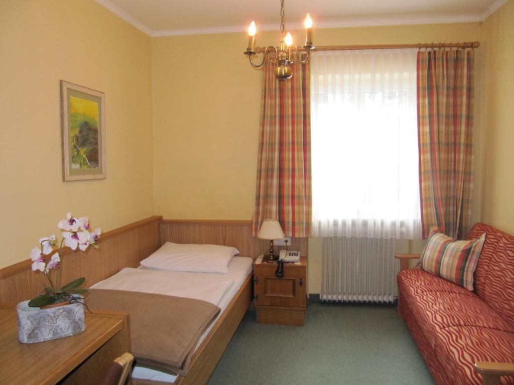Bed and Breakfast Goldener Ochs Голлінг-ан-дер-Зальцах Номер фото